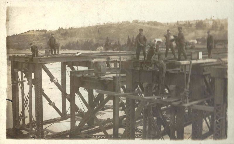 File:Bear River Bridge Construction 1.jpg