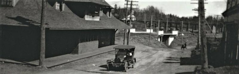 File:Fairview RR Station 1920s.jpg