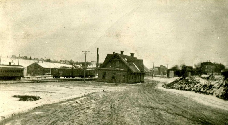 File:2004.31.5 DAR Station.jpg