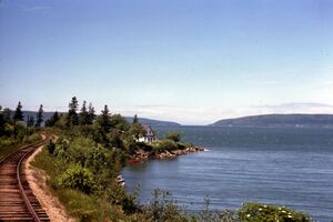 36-001a Between Digby and Bear River 790613.jpg