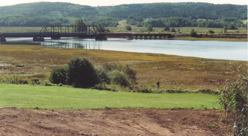 File:Allain River Bridge a.jpg