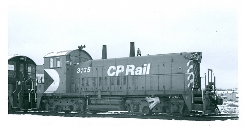 File:CPR8136-8135 Truro b.jpg