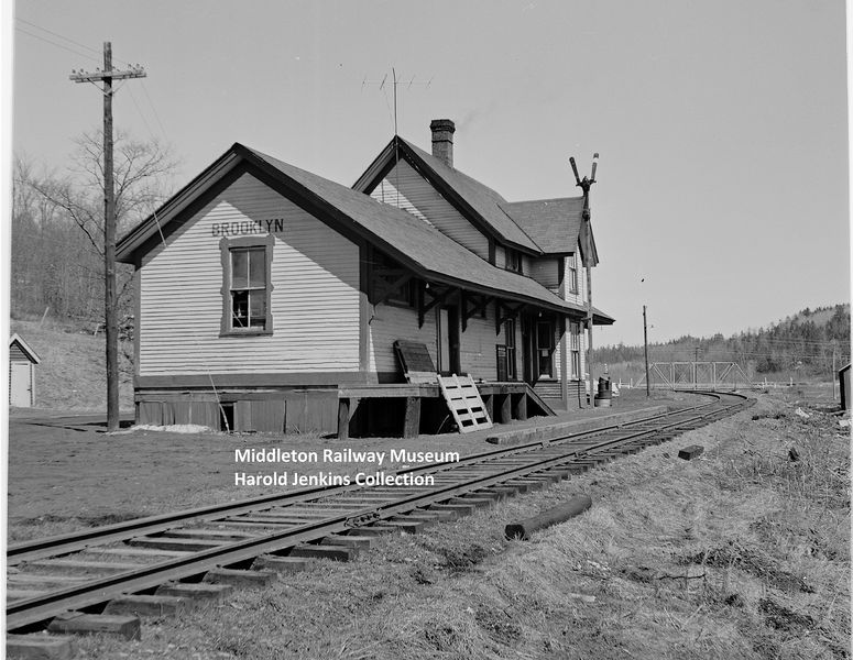 File:DAR-BrooklynStationWestEnd-HJPhoto-9April1961.jpg