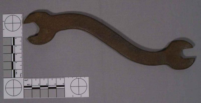 File:DAR-wrench.jpg
