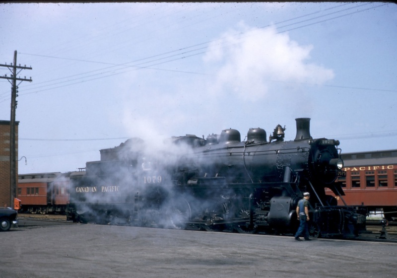 File:DAR1079b.jpg