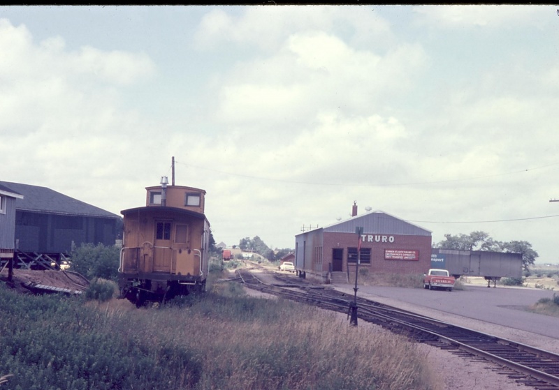 File:DAR437131b.jpg