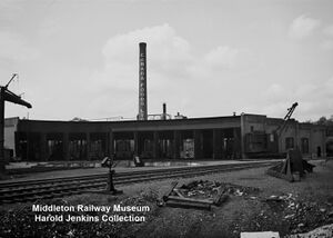 DAR - Kentville Roundhouse with Engine 8134-12June1960.JPG