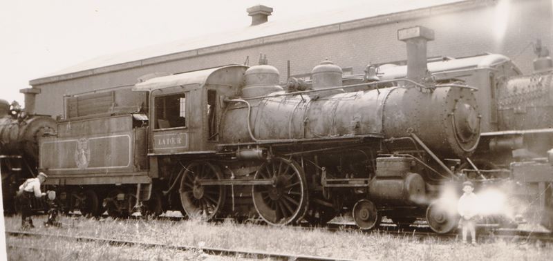 File:DAR 24 La Tour.jpg