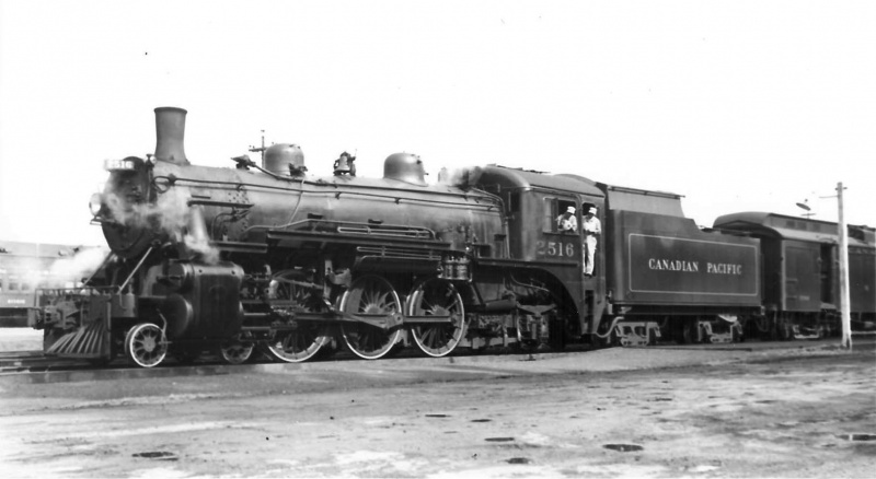 File:DAR 2516 Windsor Sep 1951.jpg