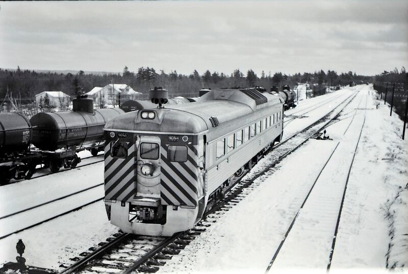 File:DAR 9059 two.jpg