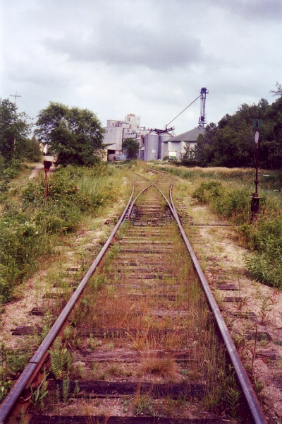 File:DAR Greenwich looking east July 1994.jpg