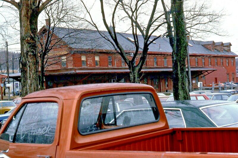 File:DAR Kentville 1975.jpg
