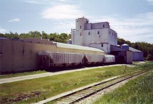 DAR hopper cars at Greenwich - July 1993.jpg