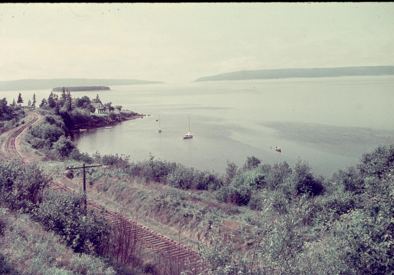 File:DAR main near Bear R NS 8-5-73.jpg