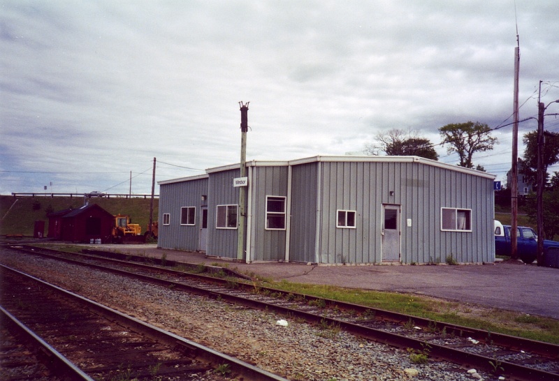 File:DAR windsor station july 1993.jpg