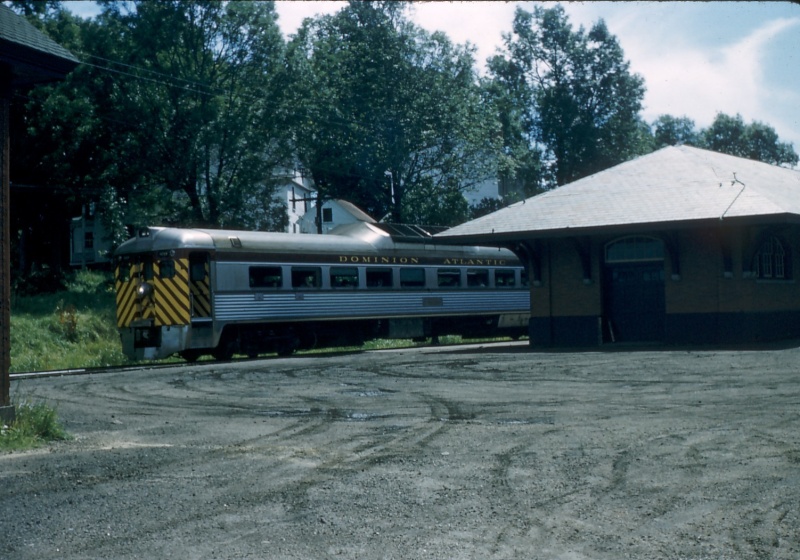 File:Dar9059 Dayliner for Halifax at Annapolis Royal NS 8-59.jpg