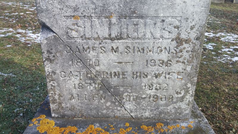 File:James M. Simmons Headstone.jpg