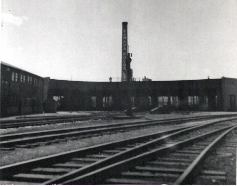 File:KentvilleRoundHouse - 1958July.png