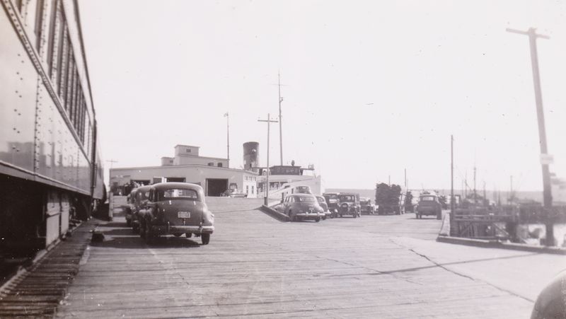 File:Oct 1949 at Digby NS dock.jpg