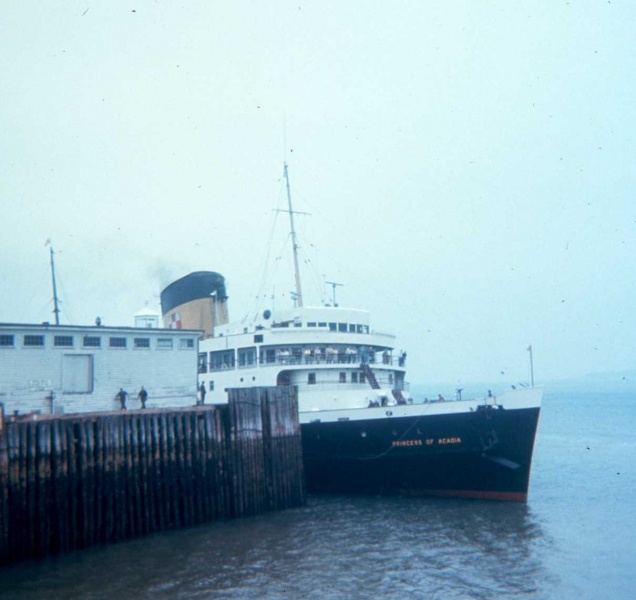 File:POA Digby Wharf 1966 2.jpg
