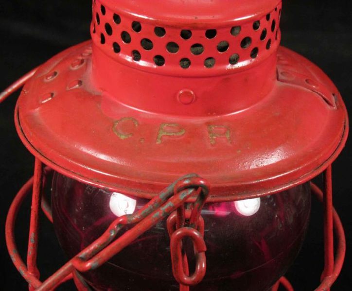 File:RRLantern01B.jpg