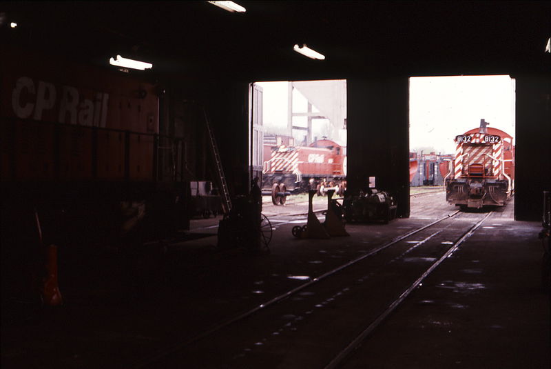 File:Slide 77 - 2 may 76.JPG