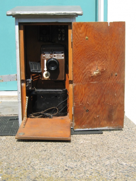 File:Telephone 005.jpg