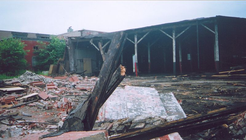 File:Tupper5.jpg