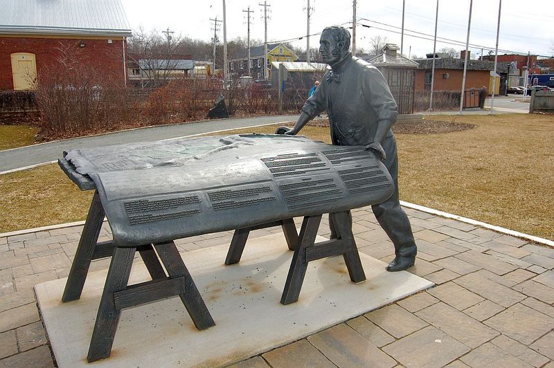 File:VernonSmith4653.jpg