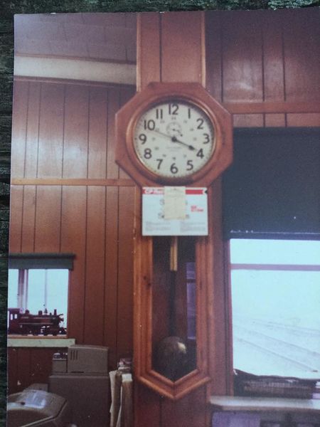 File:WindsorClock.jpg