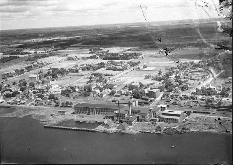 File:Yarmouth Cotton Mills.jpg